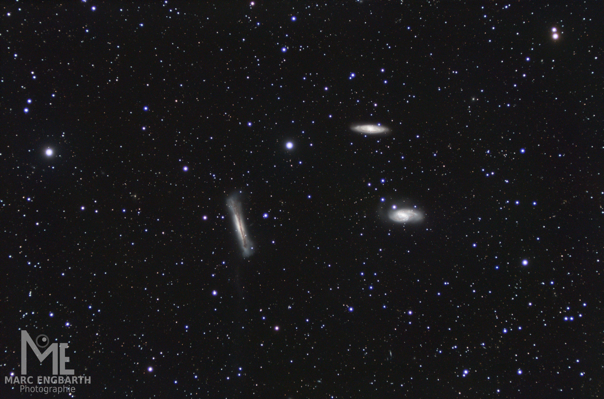 Das Leo-Triplett oder auch die M66-Gruppe im Sternbild …