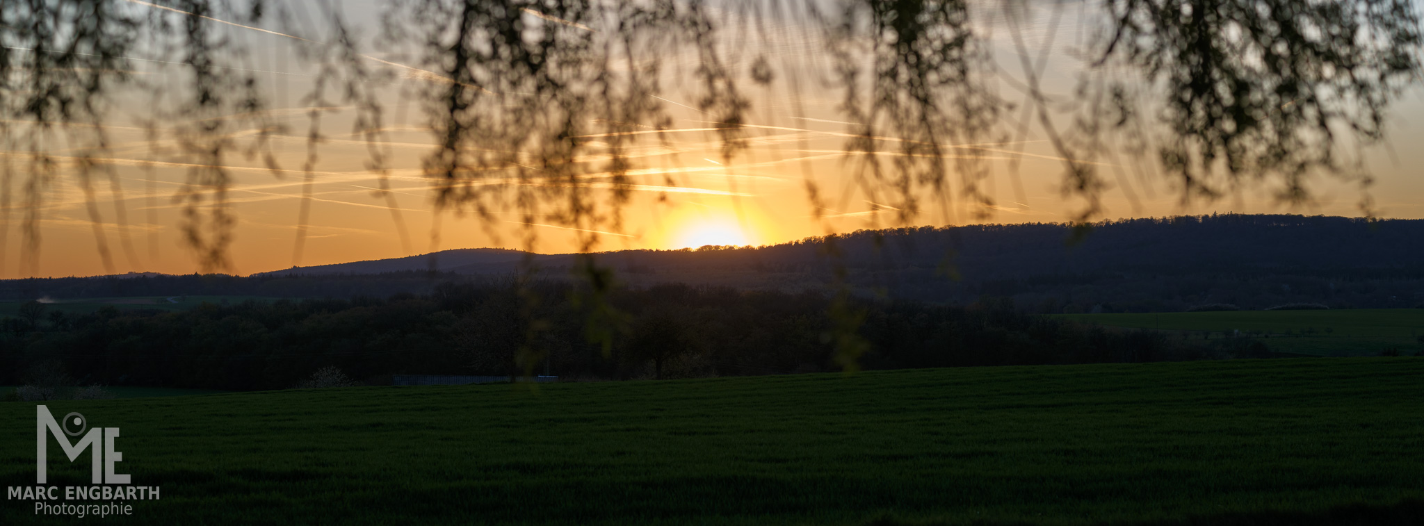 Sonnenuntergang irgendwo in der Prärie zwischen Sponheim …